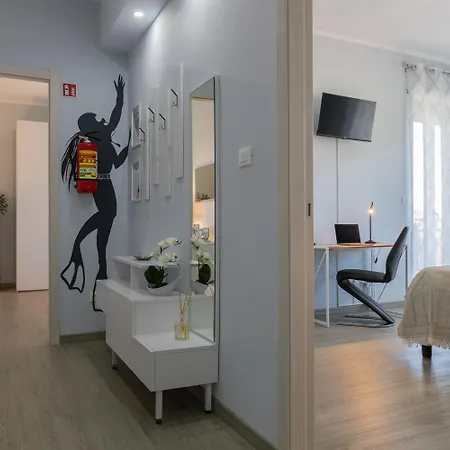 Casa Minu By Happyhostorino Apartman Moncalieri