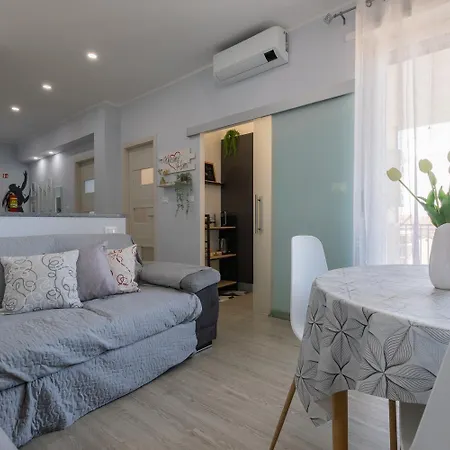 Casa Minu By Happyhostorino Apartmán *